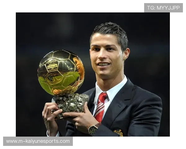 足球球星巧妙玩转绿茵场展现独特技巧与激情瞬间